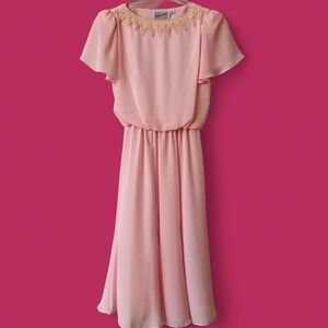 1980s Pale Pink Lace Collar Chiffon Ruffle Sleeve Dress